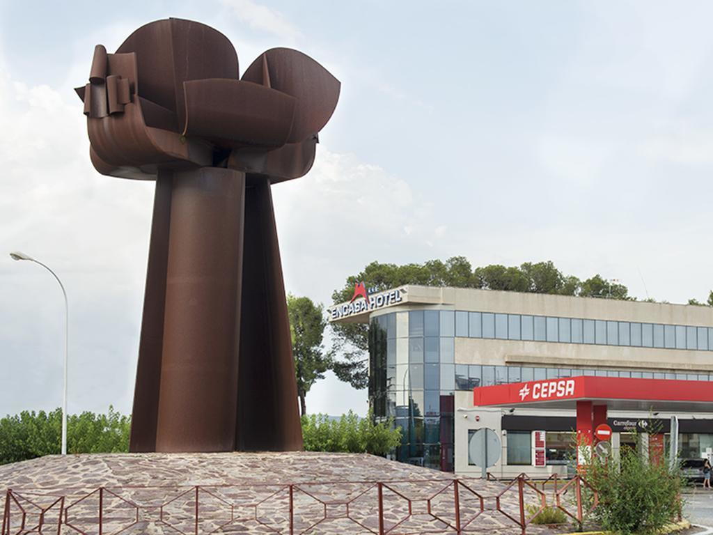 Encasa Hotel Almansa Exterior photo